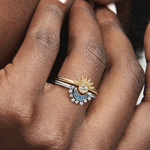 Women Celestial Blue Sparkling Moon Ring Luminous Sterling Silver Cubic zirconia - Picture 5 of 5